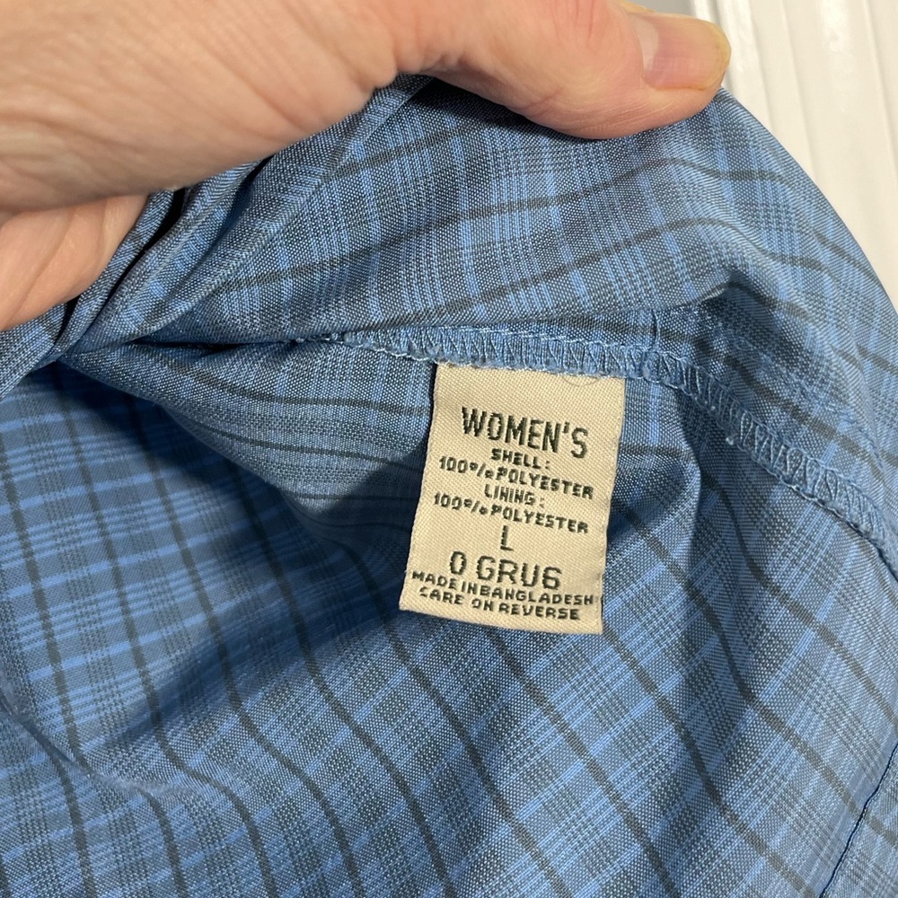 L.L. Bean Blue Button Down Shirt - Picture 4 of 5